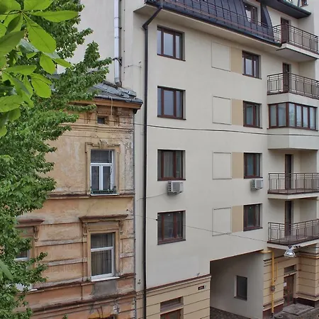 Квартира По Вулиці Голубовича 42 Біля Вокзалу Комфортна Повноцінна Стильна Lviv Exterior photo